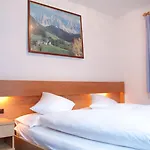 Cesa Planber Mountain View Bike Friendly Bed & Breakfast