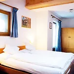 Bed & Breakfast Cesa Planber Mountain View Bike Friendly 4*