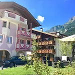 Cesa Planber Mountain View Bike Friendly