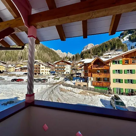 Bed & Breakfast Cesa Planber Mountain View Bike Friendly Canazei
