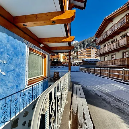 Cesa Planber Mountain View Ski-in Ski-out