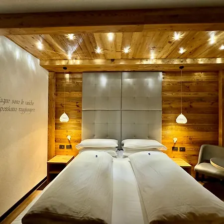 Cesa Planber Mountain View Bike Friendly Bed & Breakfast Canazei