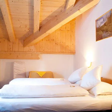 Cesa Planber Mountain View Ski-in Ski-out Bed & Breakfast 4*