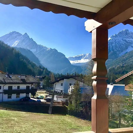 Bed and Breakfast Cesa Planber Mountain View Ski-in Ski-out Canazei