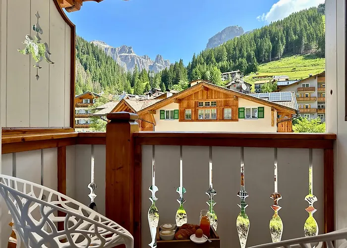 B&B Cesa Planber Mountain View Bike Friendly Bed and Breakfast Canazei