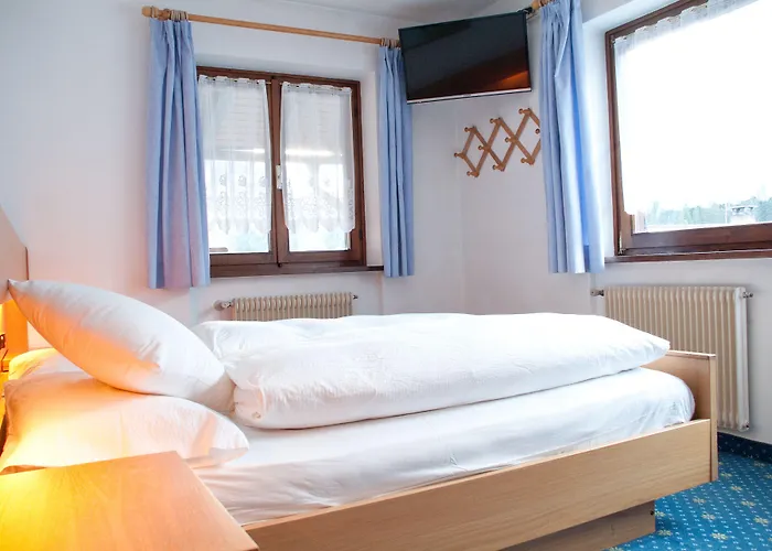 Bed & Breakfast Cesa Planber Mountain View Ski-in Ski-out Canazei